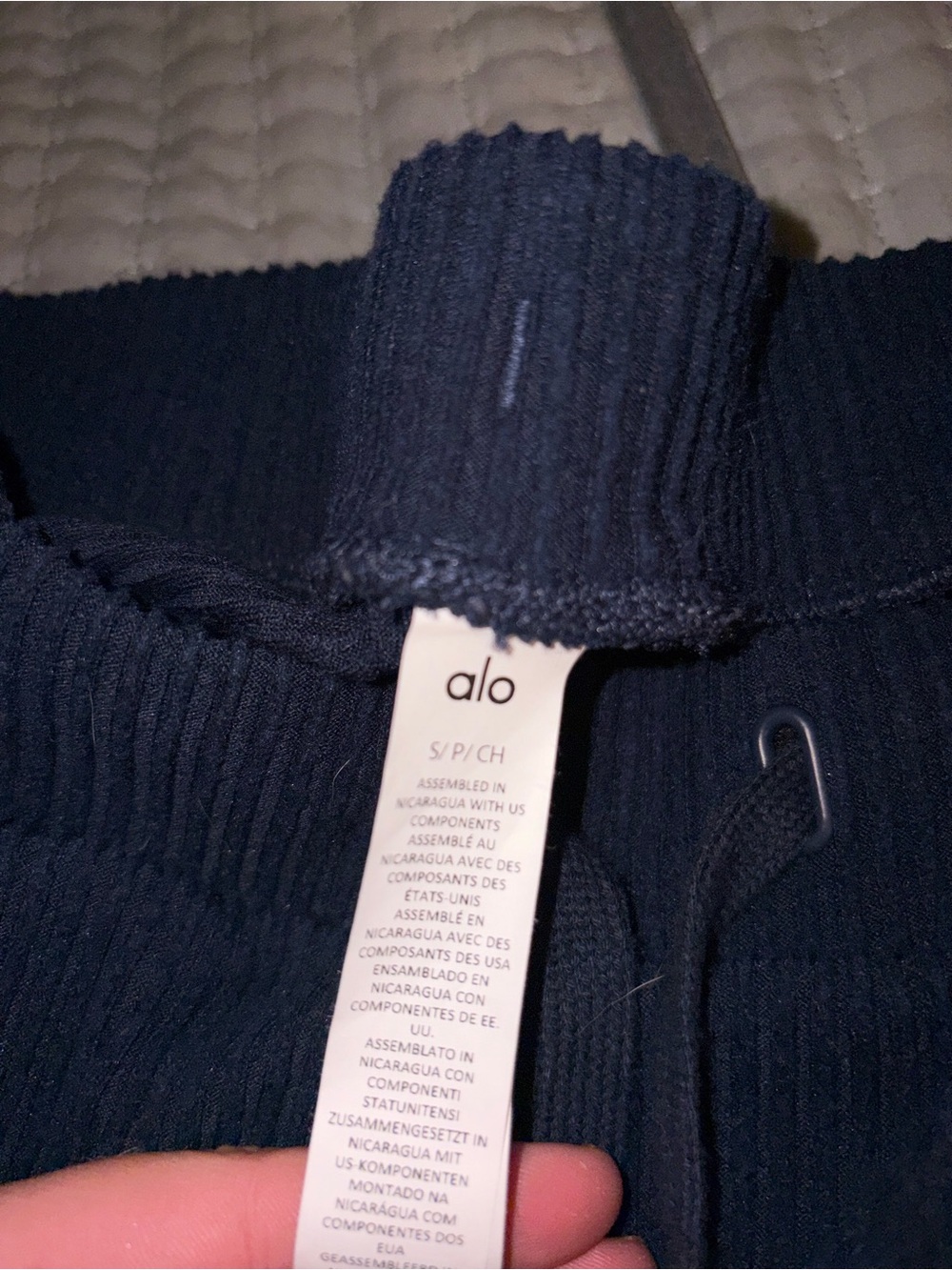 Alo woman’s navy jogger - Picture 2 of 2